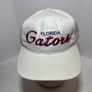 Vintage 90s Florida Gators Script Sports Specialties White Snapback Hat/Cap